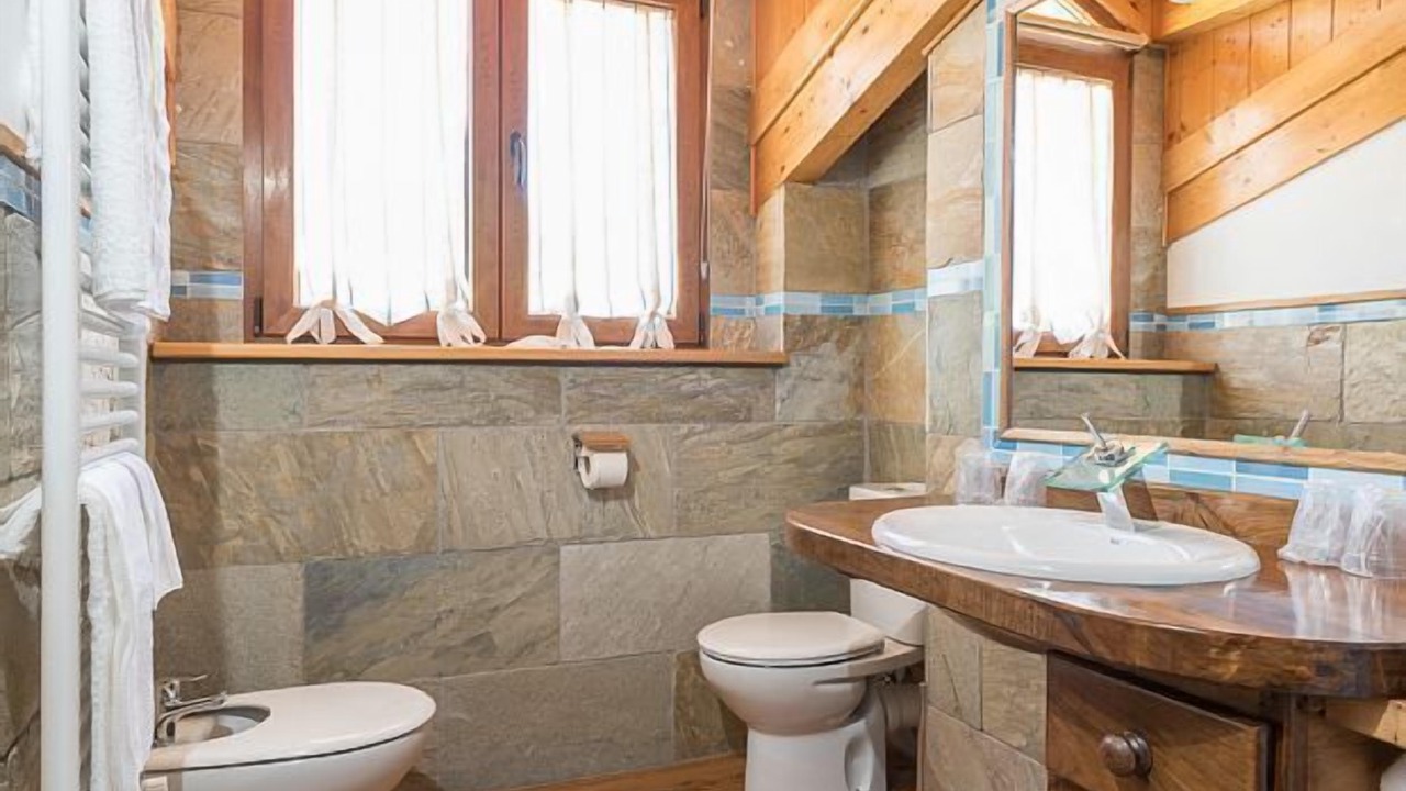 Photo of Bathroom in Hoyos del Collado