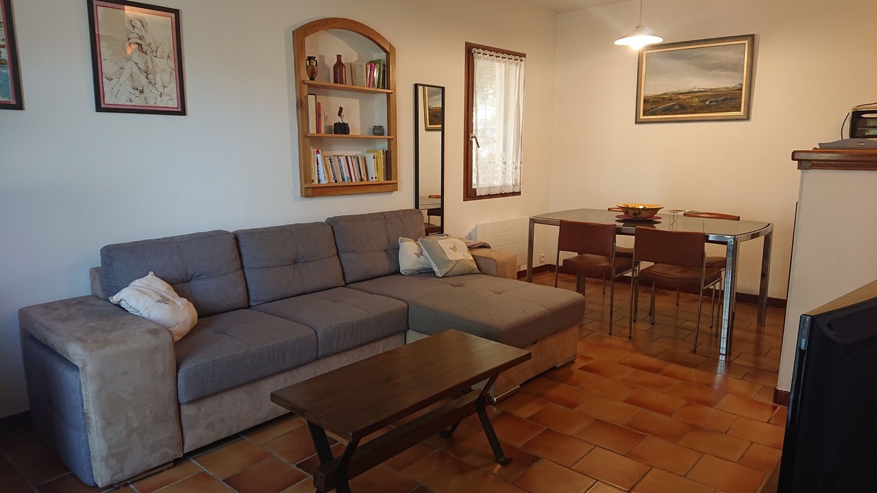 Photo of Livingroom in Grand Valinco
