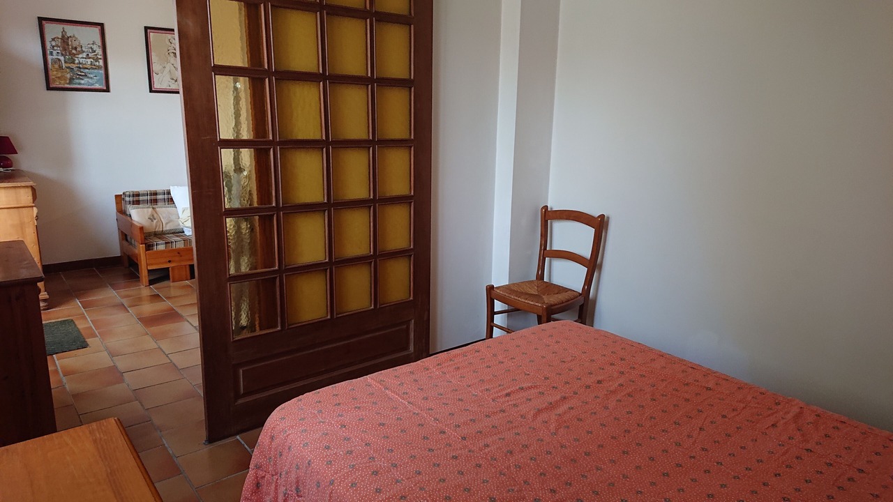 Photo of Bedroom in Grand Valinco