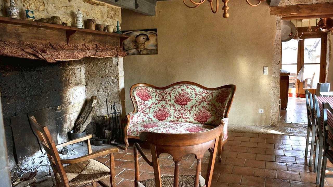 Photo of Bedroom in L'Isle-Bouzon