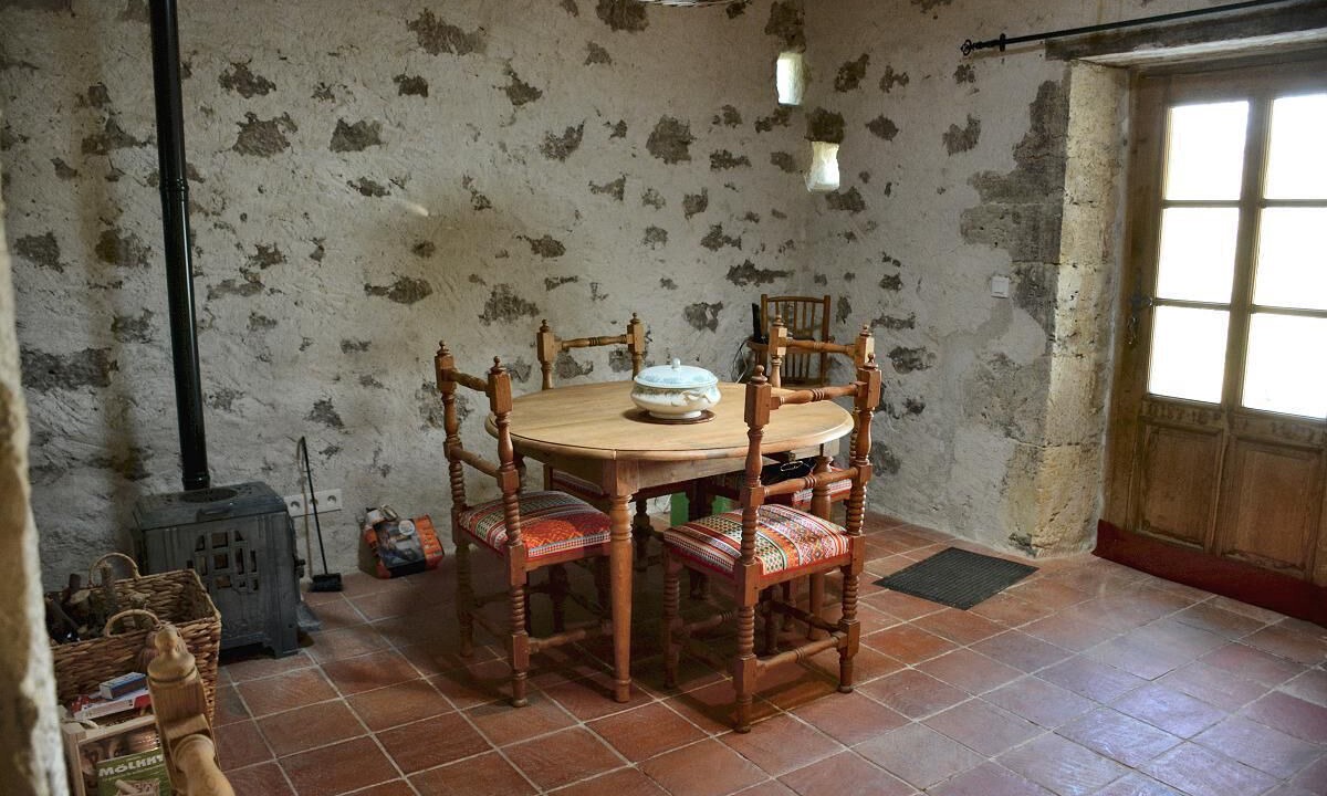 Photo of Bedroom in L'Isle-Bouzon