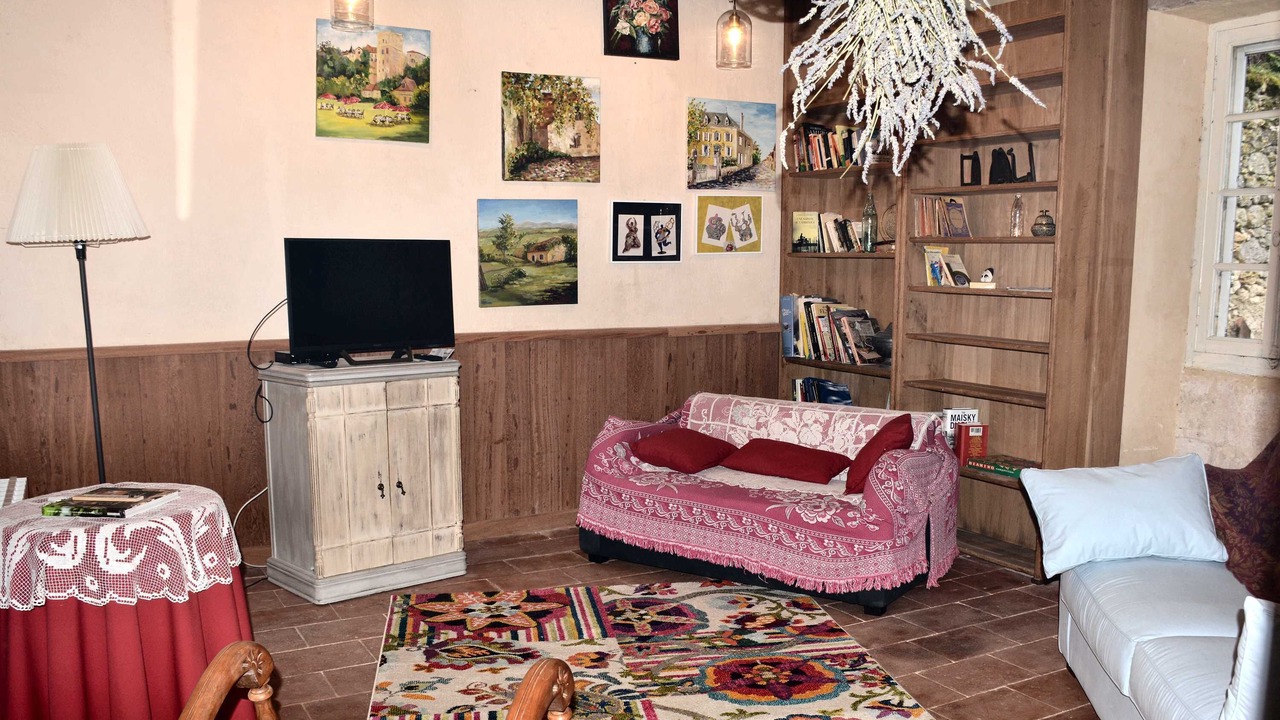 Photo of Bedroom in L'Isle-Bouzon