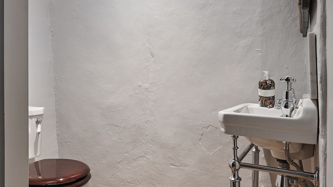 Photo of Bathroom in Castle Combe