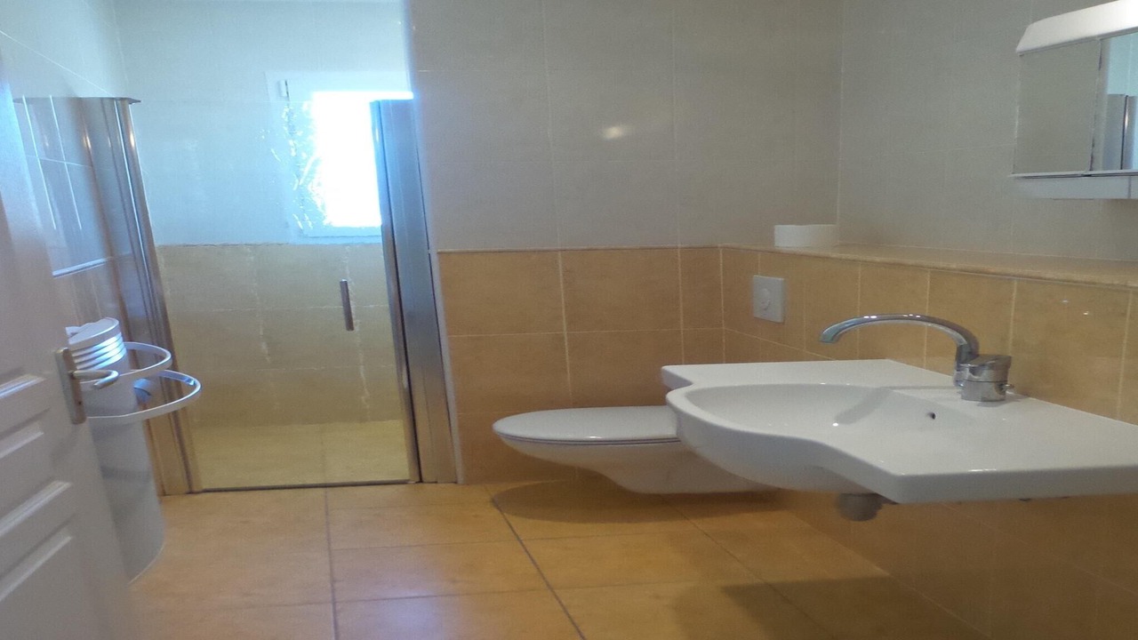 Photo of Bathroom in Montbrun-des-Corbieres