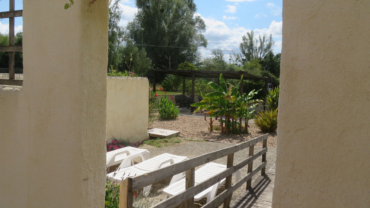 Photo of Patio Balcony in Abilly