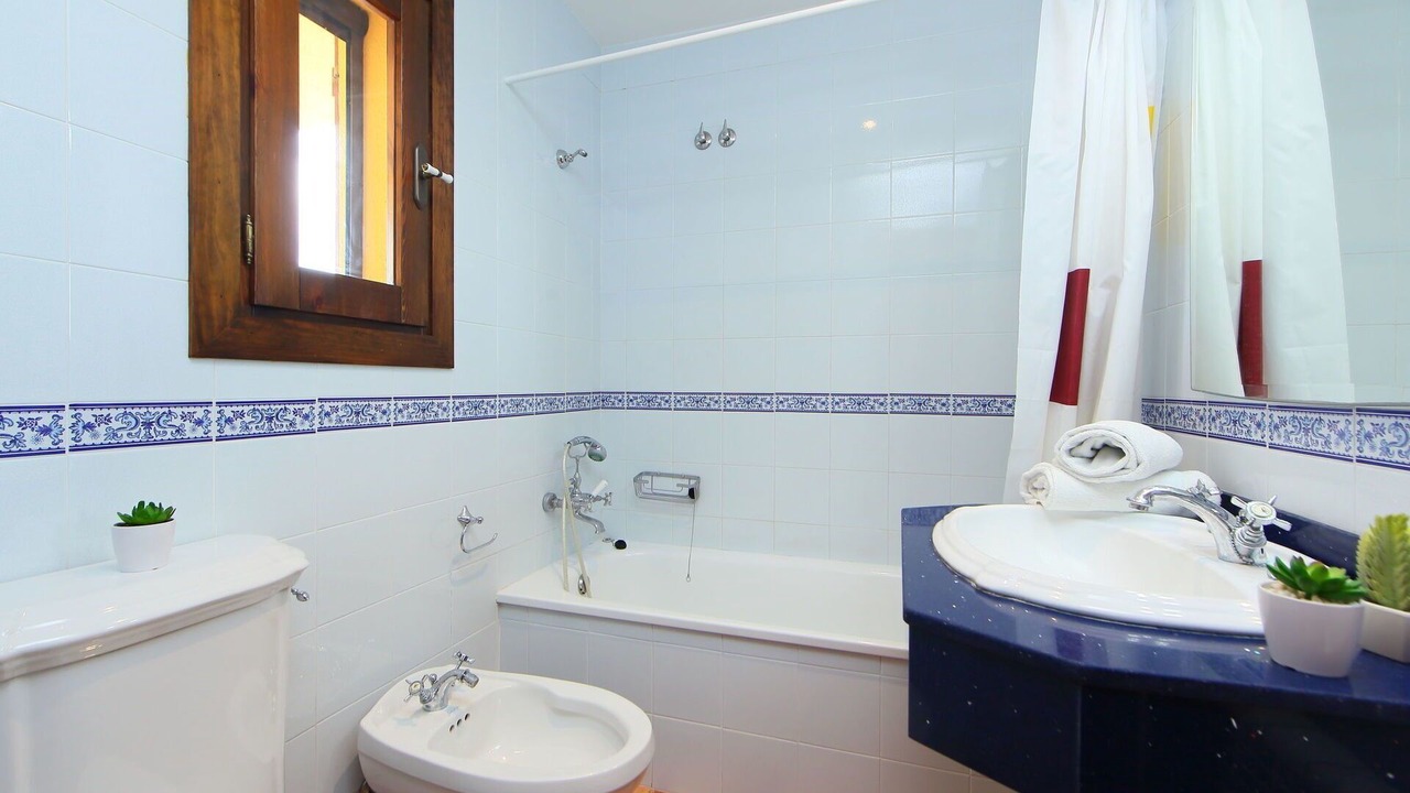 Photo of Bathroom in L'Ampolla
