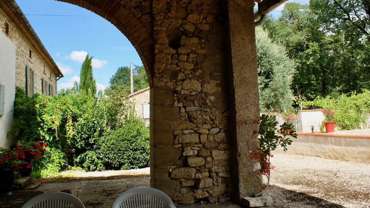 Photo of Others in Venes