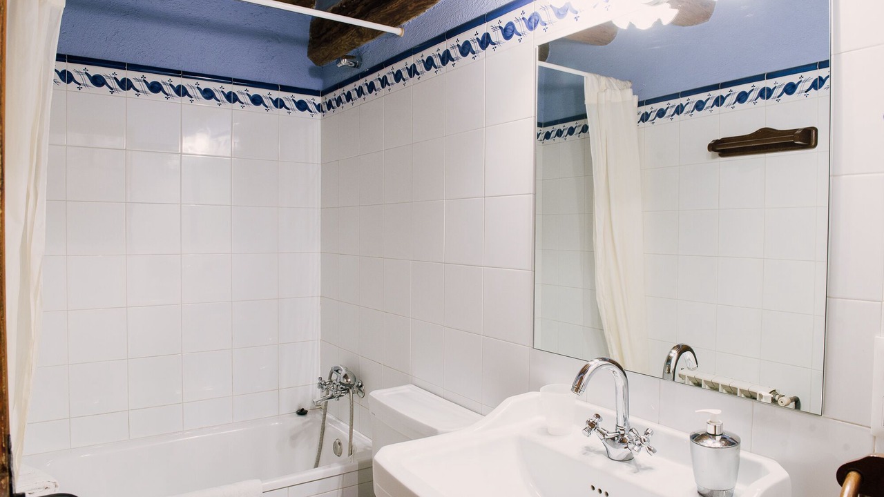 Photo of Bathroom in Casserres