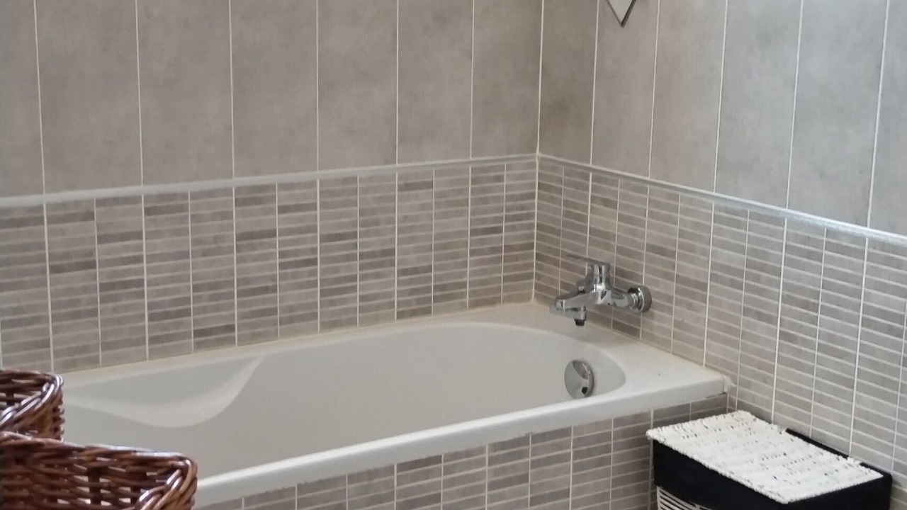 Photo of Bathroom in Cardet