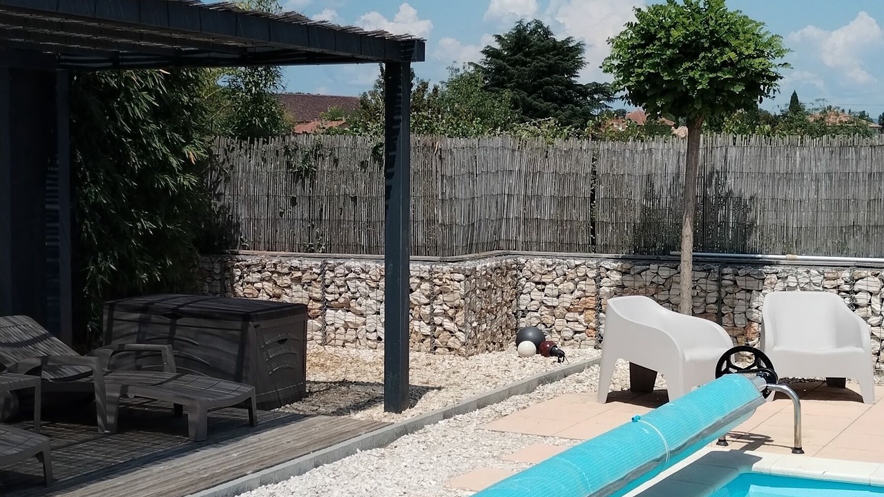Photo of Outdoor in Cardet