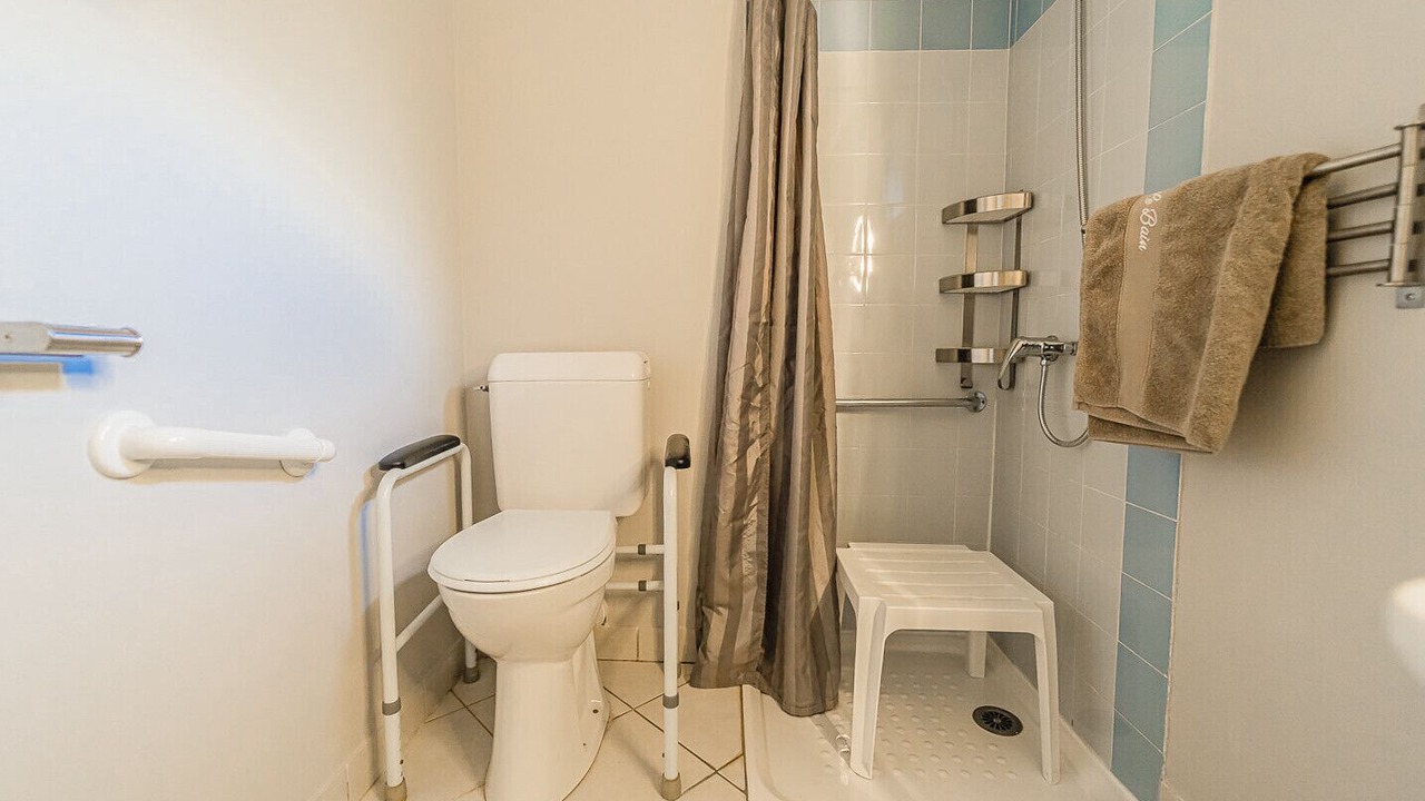 Photo of Bathroom in Gorges du Tarn Causses