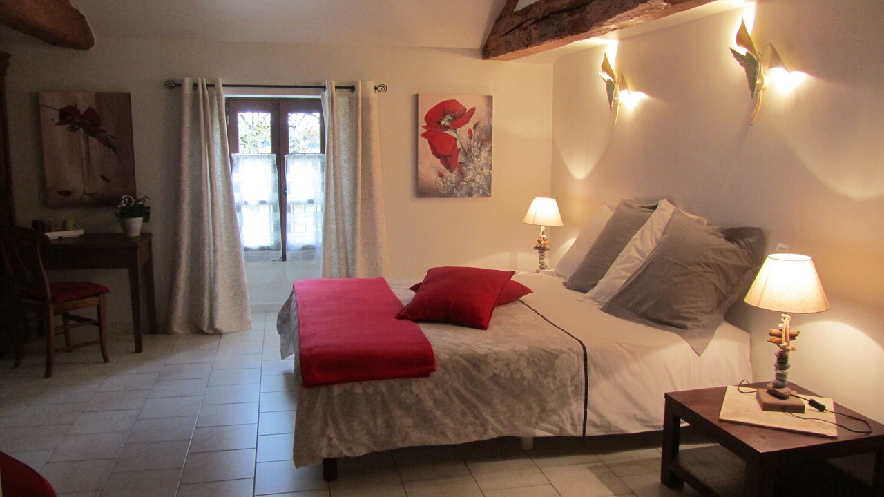 Photo of Bedroom in Castera-Lectourois