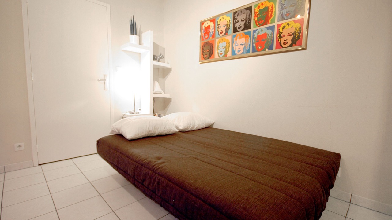Photo of Bedroom in Saint-Servan