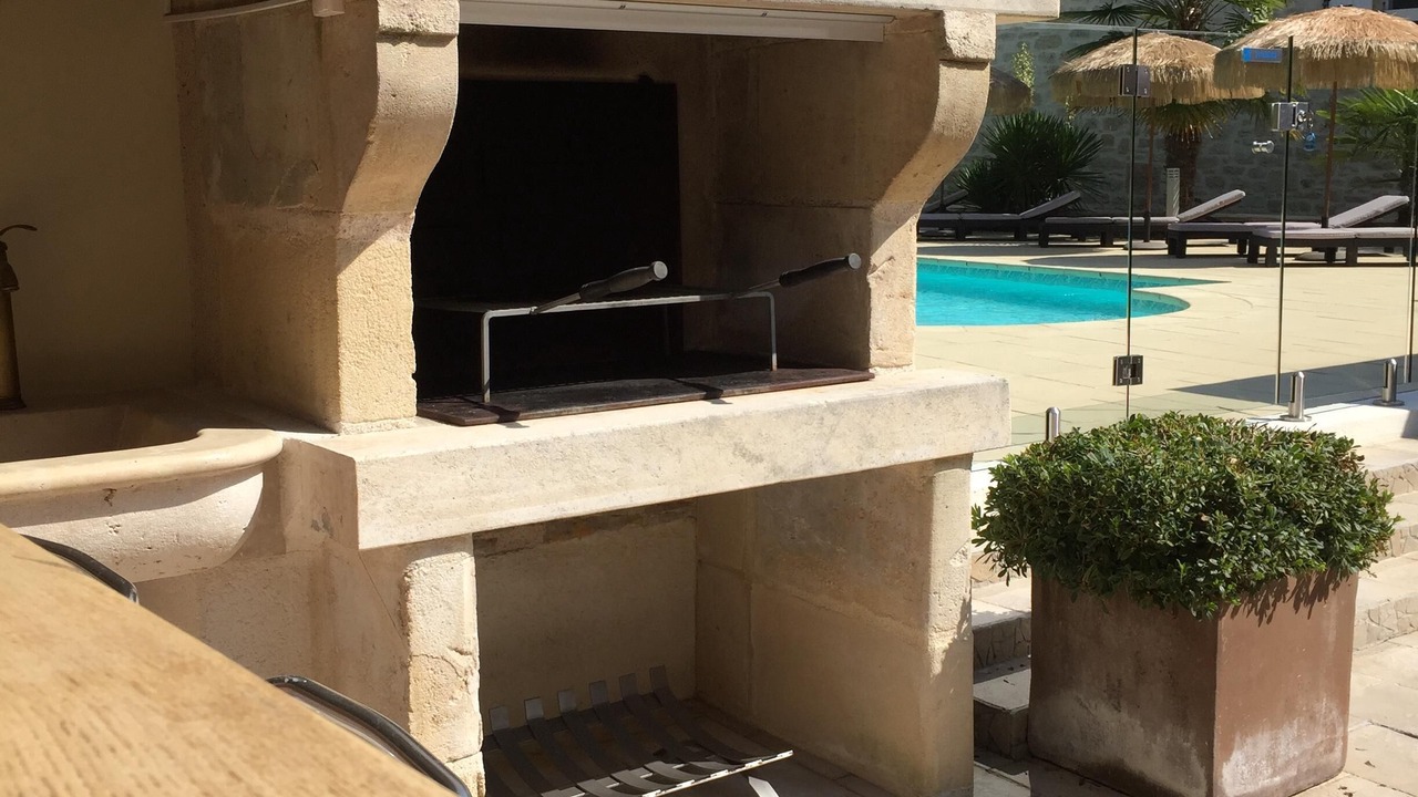 Photo of Patio Balcony in Mauroux