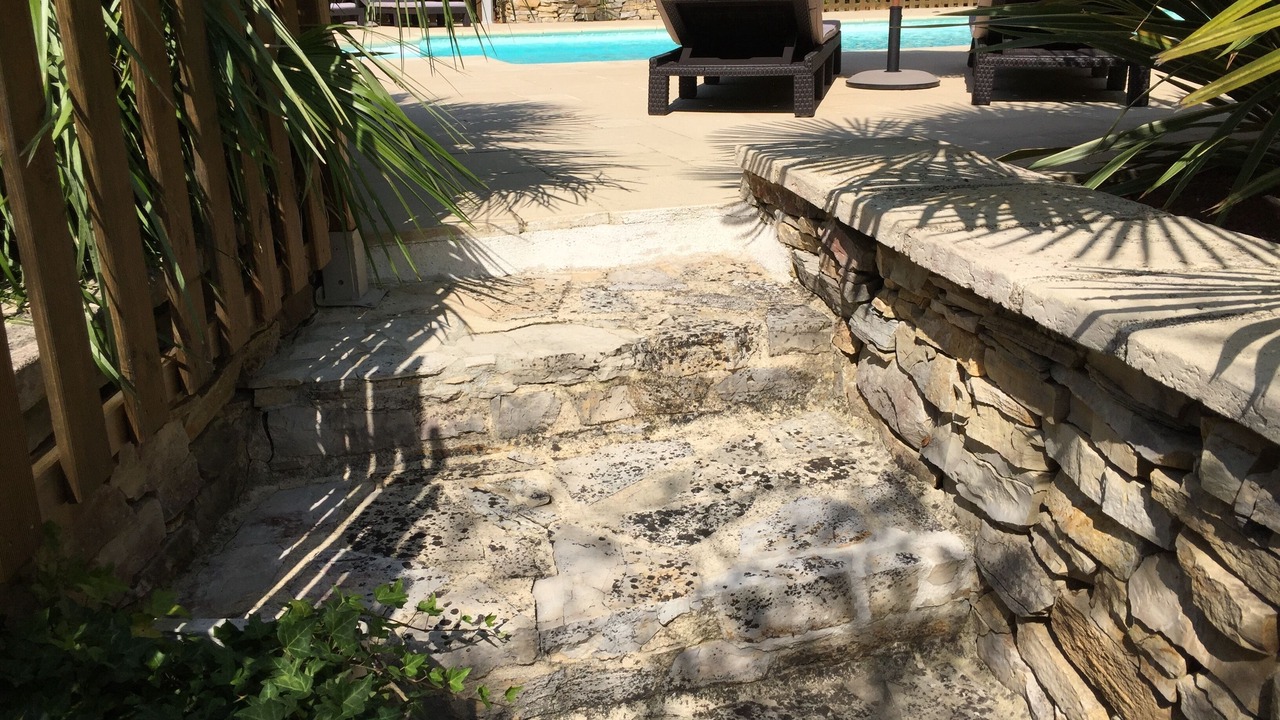 Photo of Patio Balcony in Mauroux