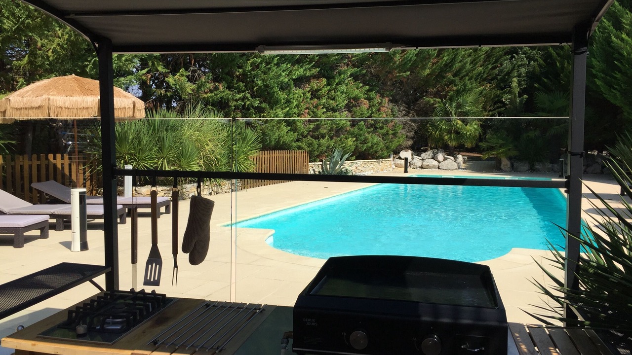 Photo of Patio Balcony in Mauroux