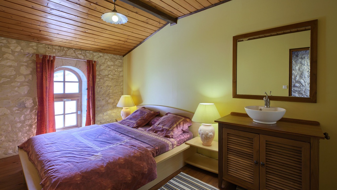 Photo of Bedroom in Pessac-sur-Dordogne