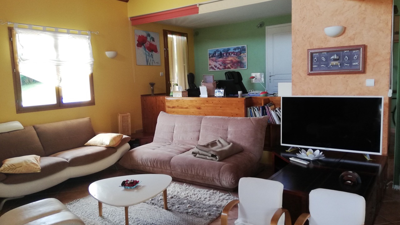 Photo of Livingroom in Sarcenas