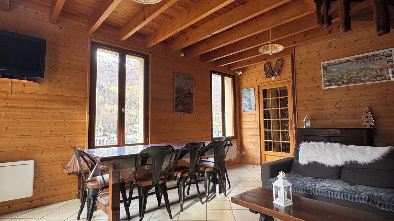 Photo of Livingroom in Cauterets