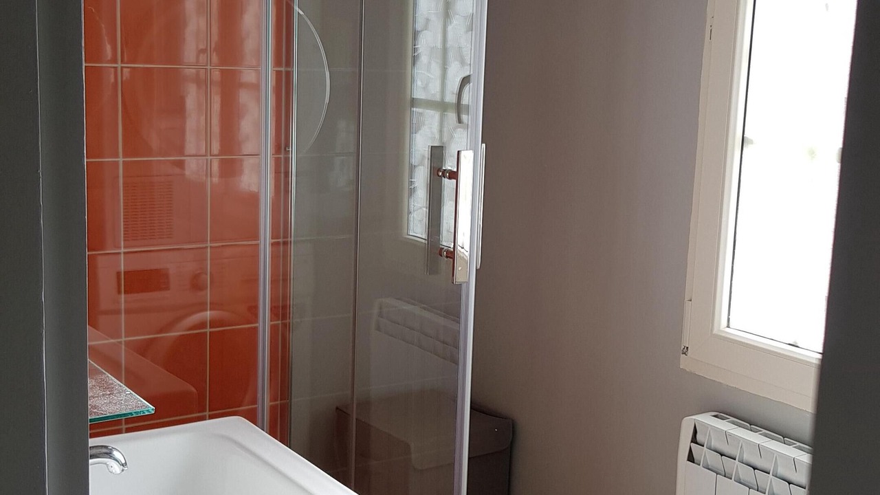 Photo of Bathroom in Sassetot-le-Mauconduit