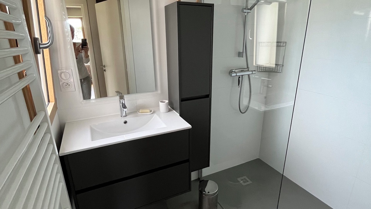 Photo of Bathroom in Arradon