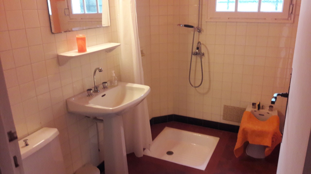 Photo of Bathroom in La Teste-de-Buch