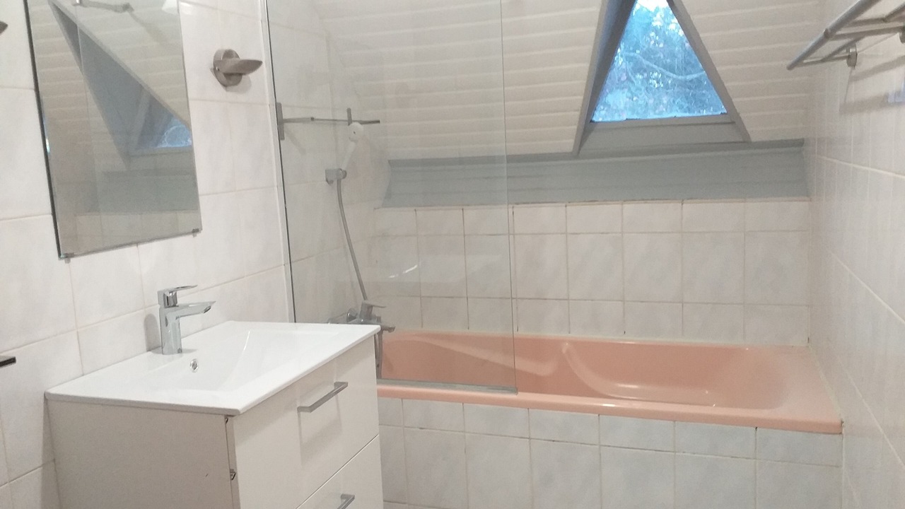 Photo of Bathroom in Pornichet
