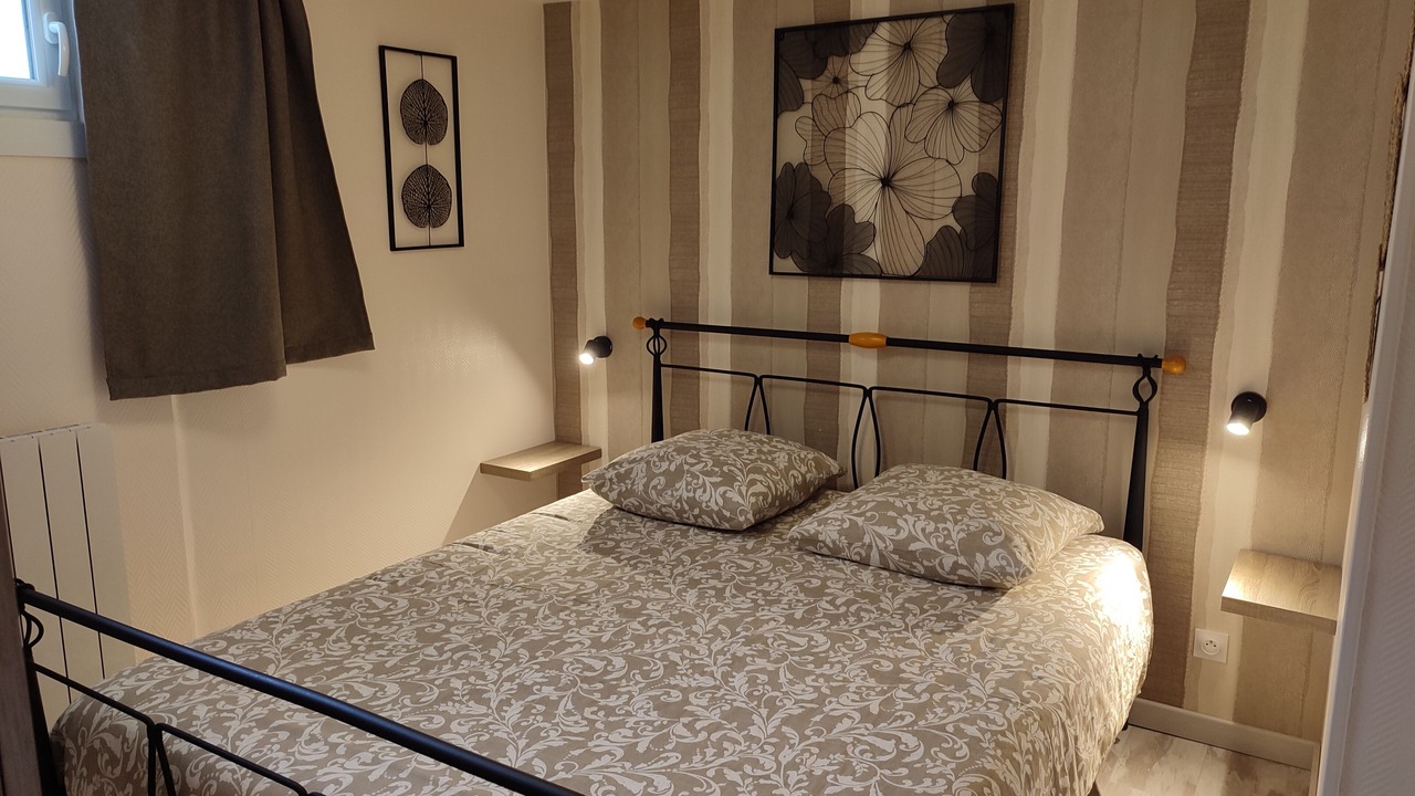 Photo of Bedroom in Fontaine-Etoupefour