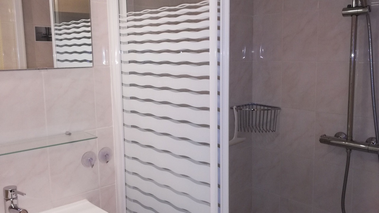Photo of Bathroom in Fontaine-Etoupefour