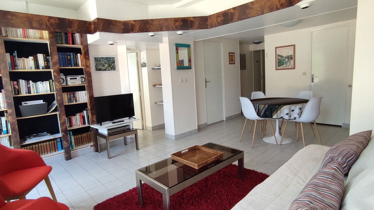 Photo of Livingroom in Fontaine-Etoupefour