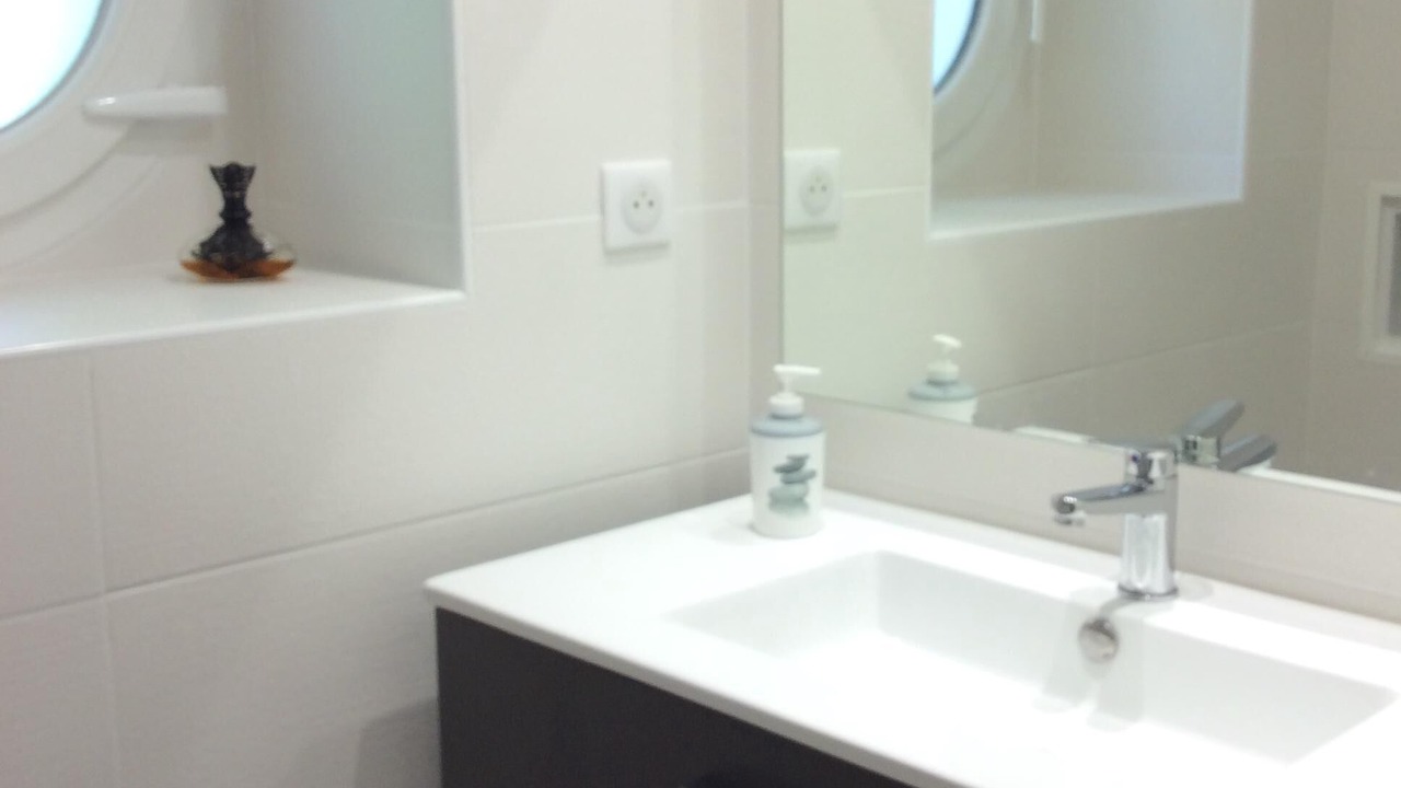 Photo of Bathroom in La Ronde