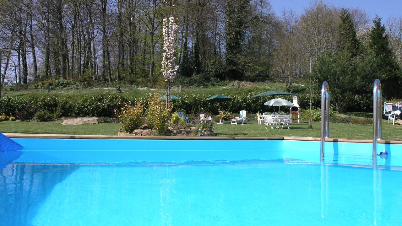Photo of Outdoor in Saint-Georges-de-Reintembault