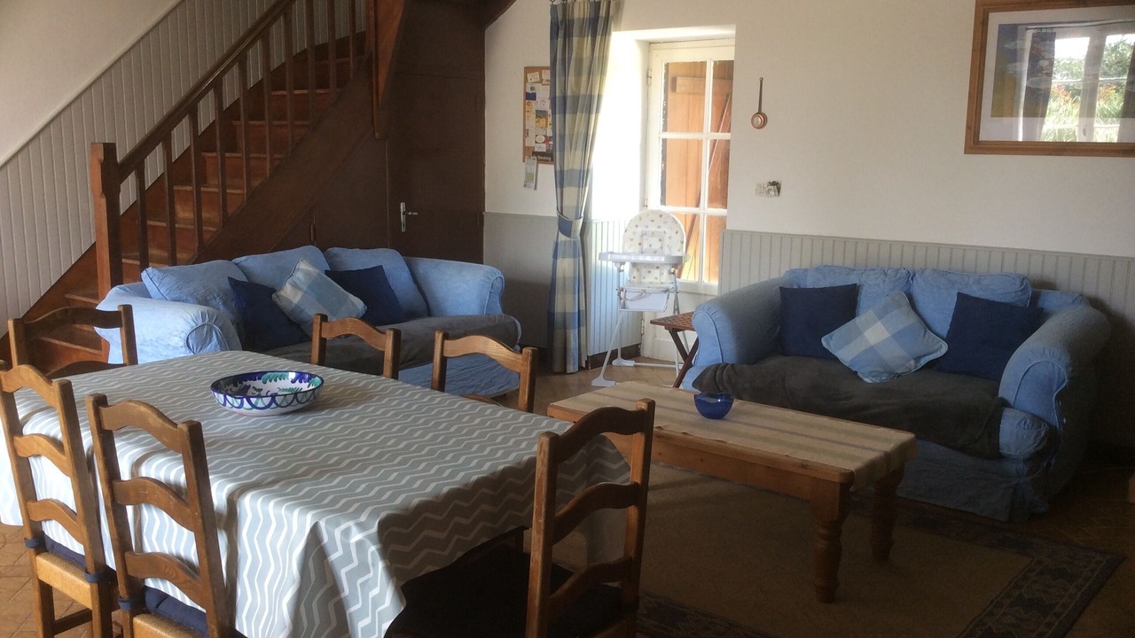 Photo of Livingroom in Saint-Georges-de-Reintembault