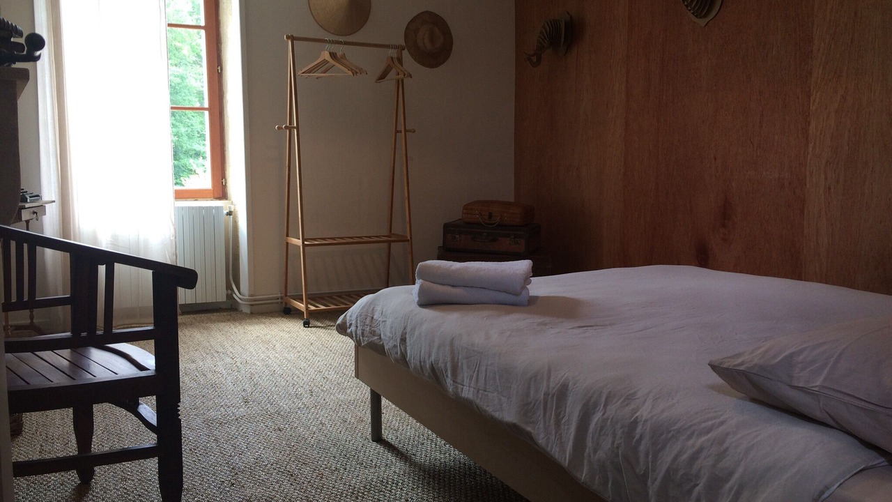 Photo of Bedroom in Saint-Michel-de-Montaigne