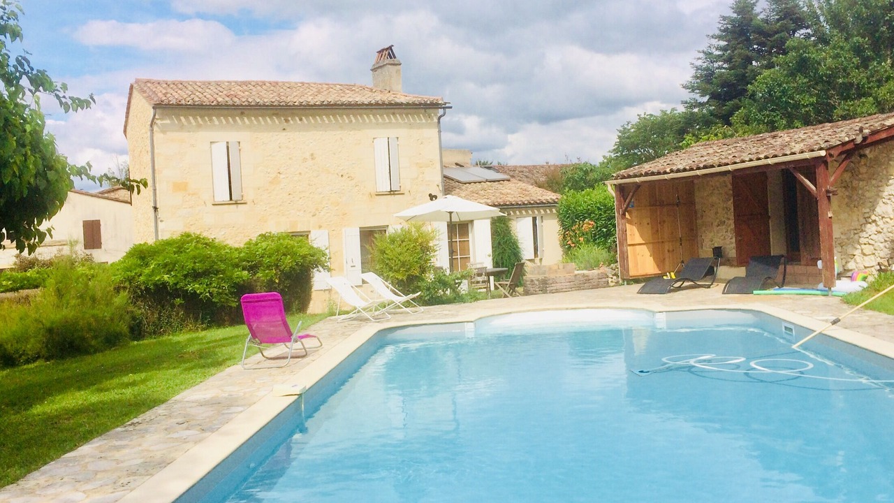 Photo of Outdoor in Saint-Michel-de-Montaigne