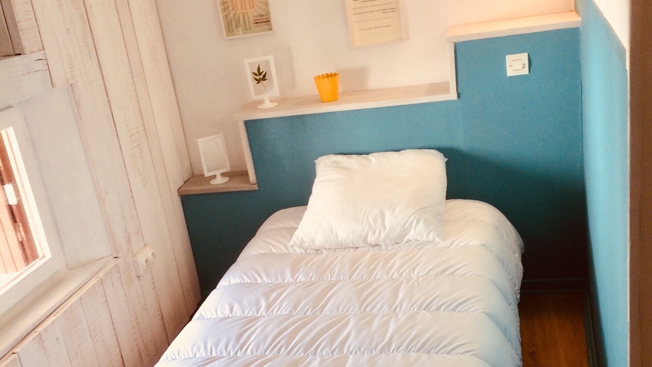 Photo of Bedroom in Saint-Michel-de-Montaigne