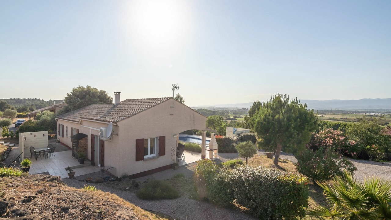 Photo of Outdoor in Escales
