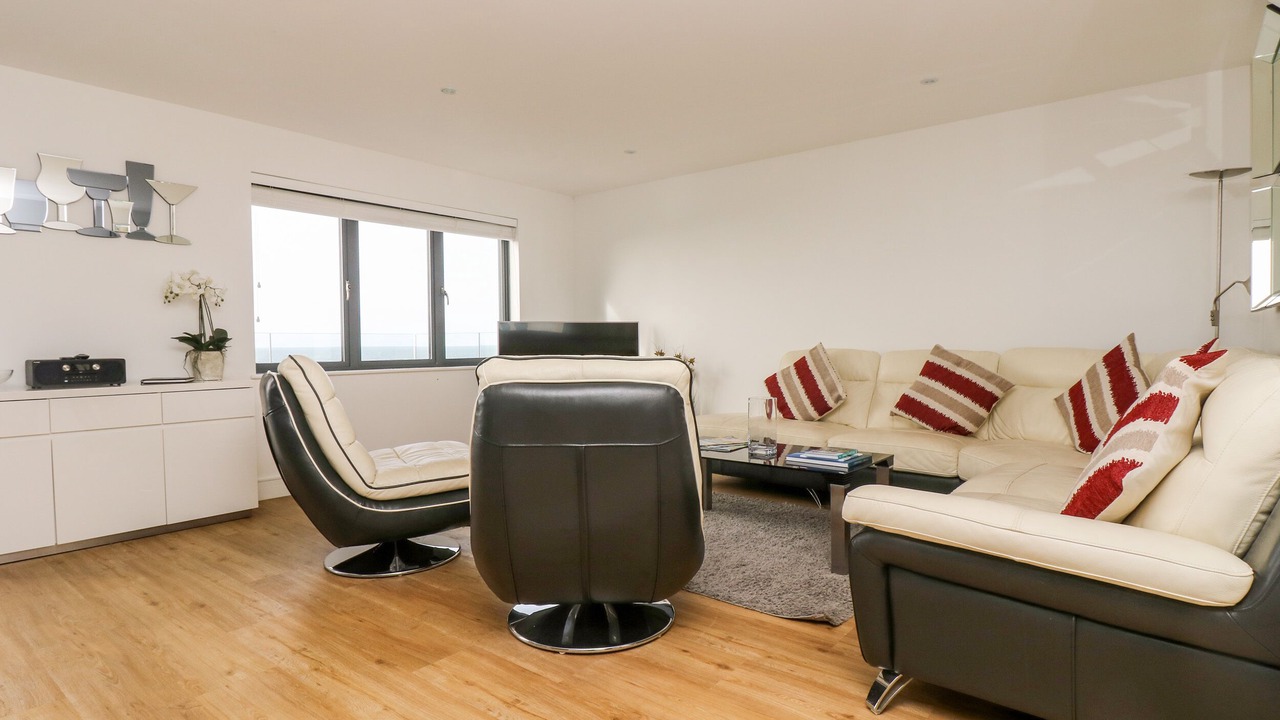 Photo of Livingroom in Praa Sands