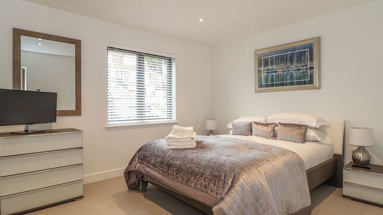 Photo of Bedroom in Praa Sands