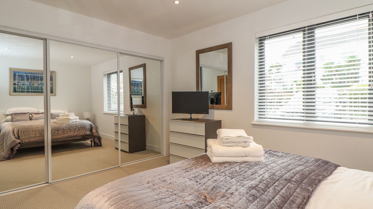 Photo of Bedroom in Praa Sands