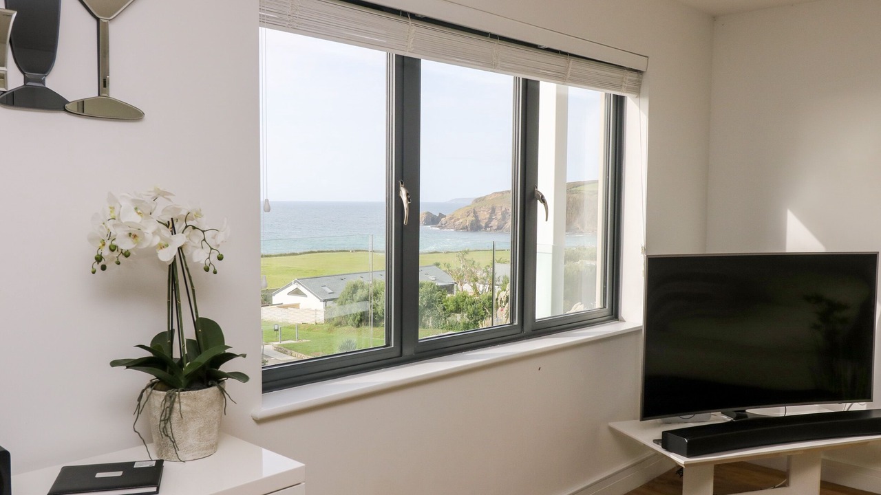 Photo of Livingroom in Praa Sands