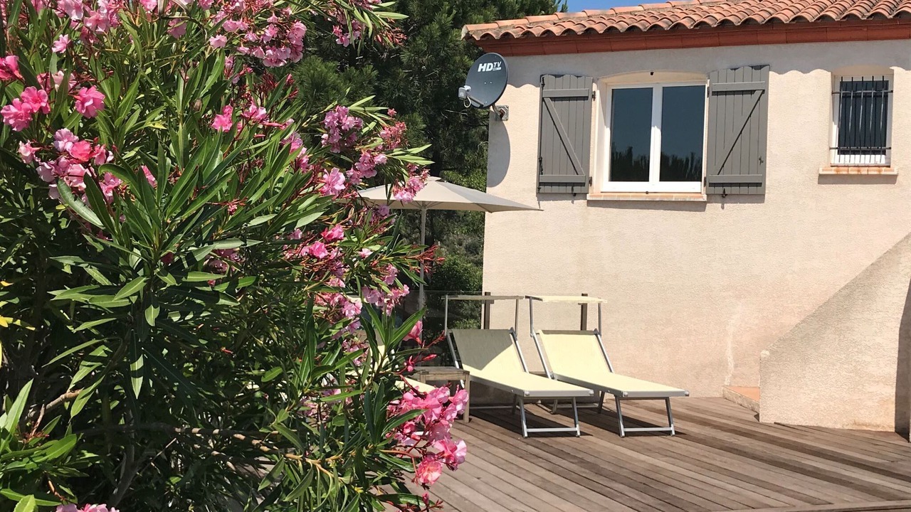 Photo of Patio Balcony in Caunes-Minervois