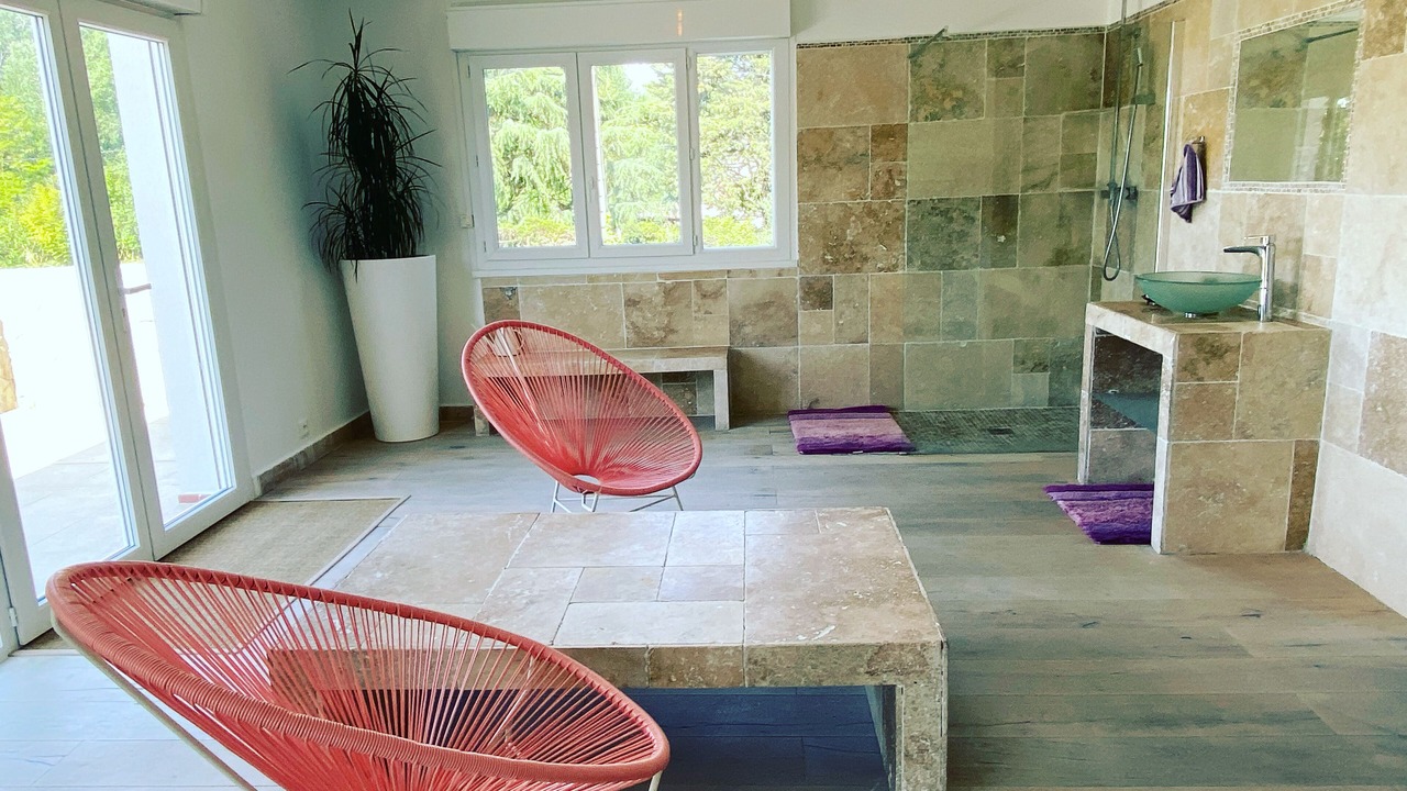 Photo of Others in Sauzet