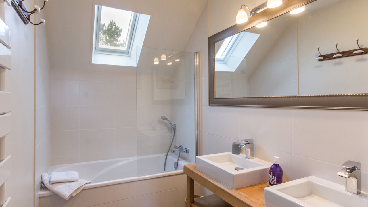 Photo of Bathroom in Fierville-Bray