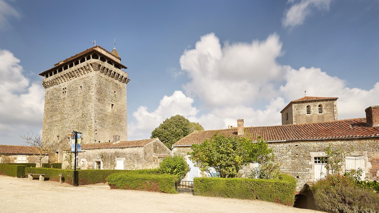 Photo of Others in Mouilleron-Saint-Germain