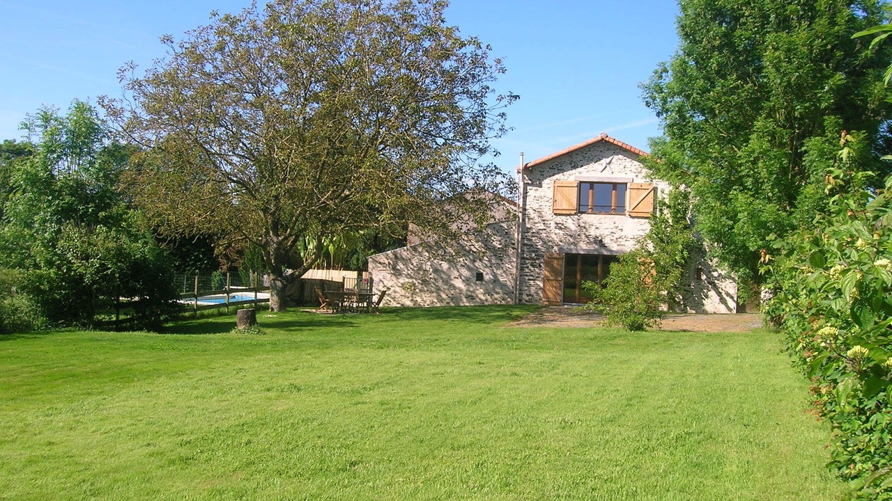 Photo of Outdoor in Mouilleron-Saint-Germain