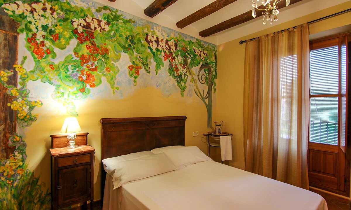 Photo of Bedroom in Belianes