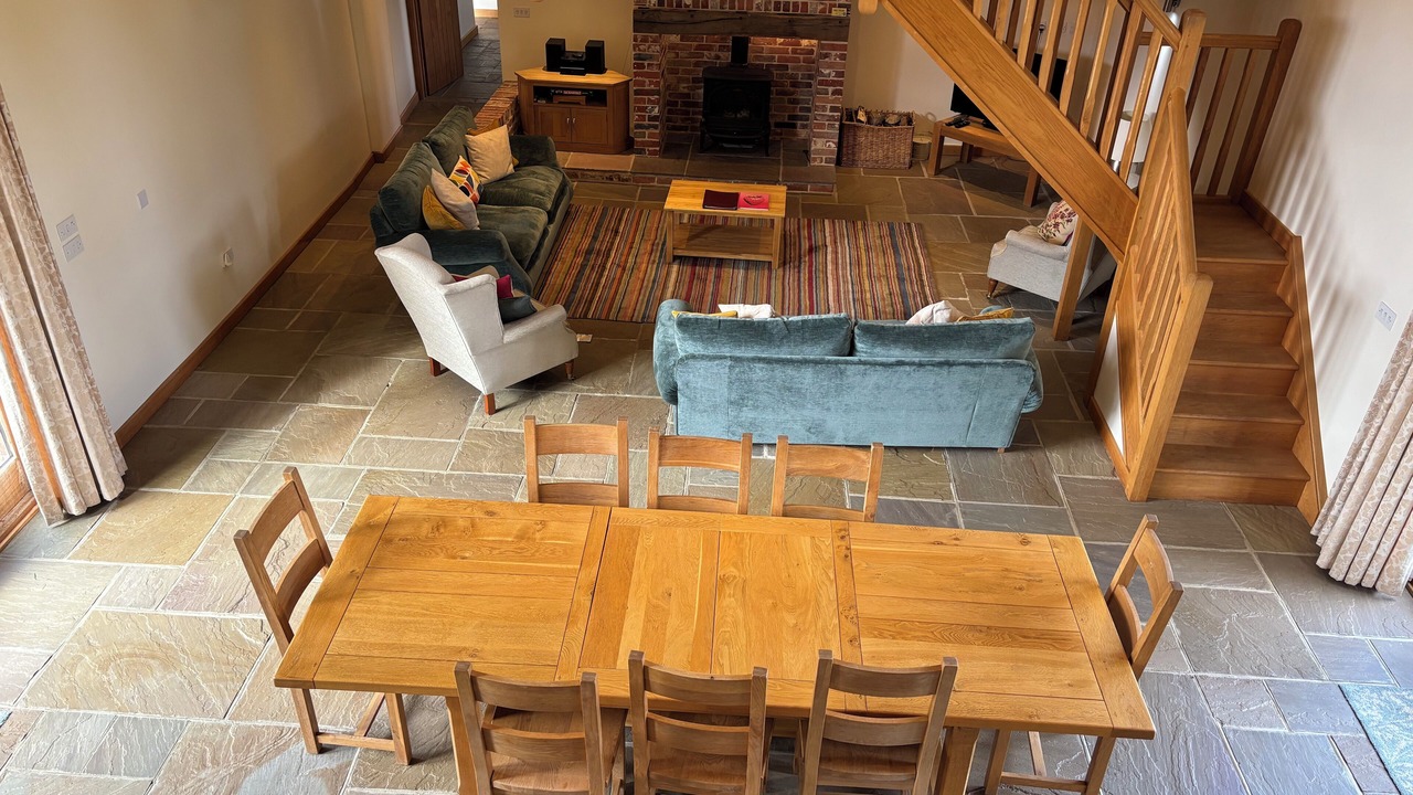 Photo of Livingroom in Compton