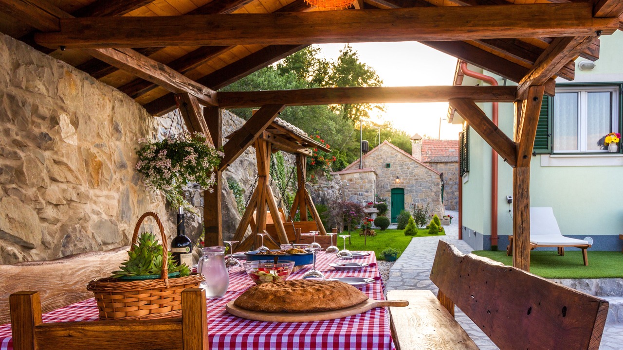 Photo of Outdoor in Zvecanje
