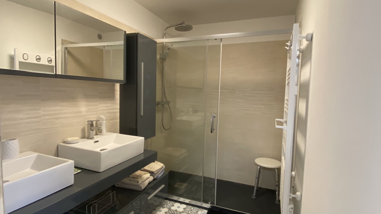 Photo of Bathroom in Fumel